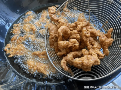 炸酥肉調面糊，記得用這4樣食材混合，外酥裏嫩，放涼了也好喫