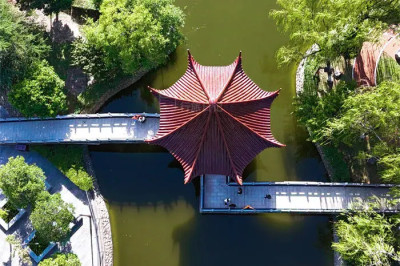 又發現了一個西安寶藏公園！美得很江南，拍照很出片！你來過嗎